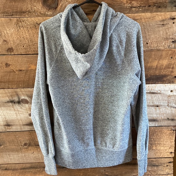 Roots Hoodie - Picture 6 of 6